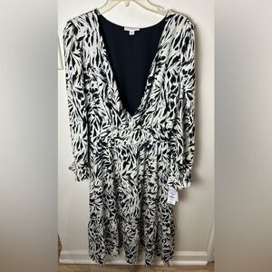 MORGAN TAYLOR Maxi Dress L Plunge‎ V Neck Abstract Zebra Print Career Business